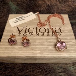 🆕18k gold over sterl silver diamond amethyst set